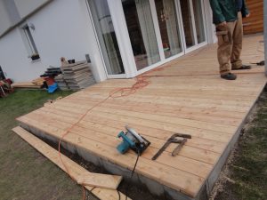 Bau einer Holzterrasse